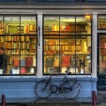 bicycle-in-front-of-bookstore